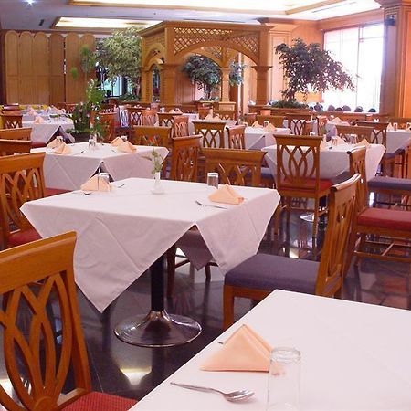 Pathumthani Place Hotel Kültér fotó