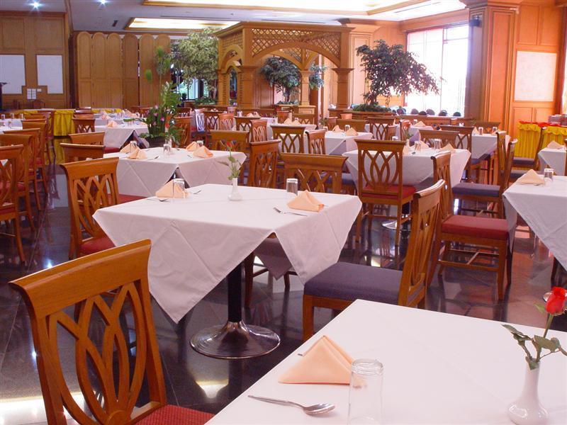 Pathumthani Place Hotel Kültér fotó