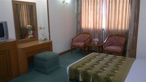 Pathumthani Place Hotel Kültér fotó